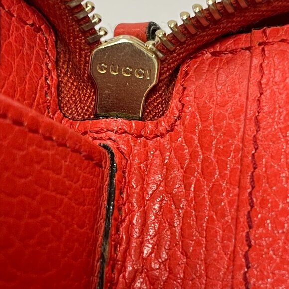 GUCCI Red  Leather Zip Around Wallet - Preowned - Picture 9 of 10